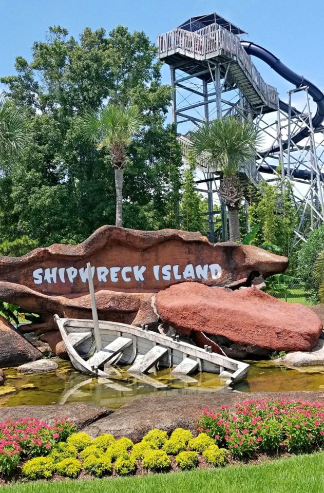 Entry to Shipwreck Island
