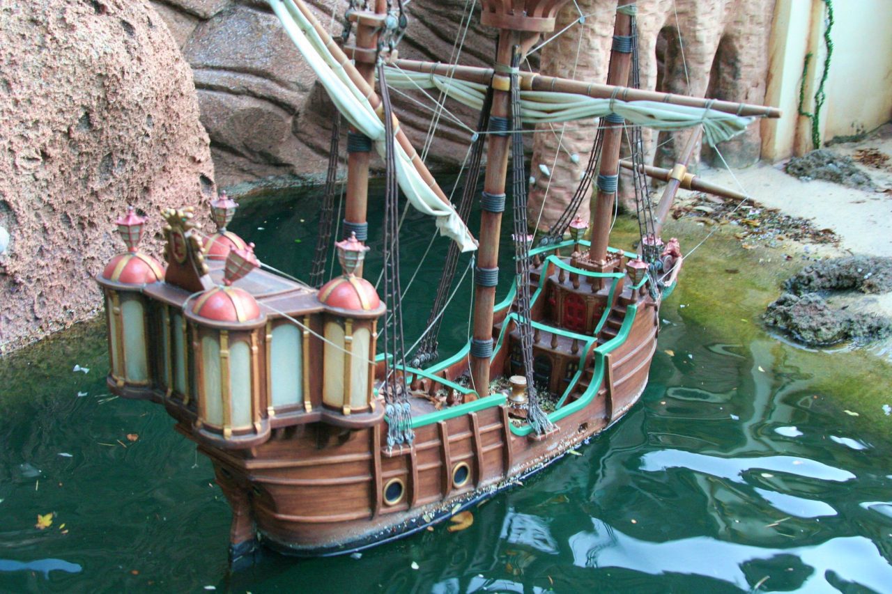 Boat from Little Mermaid - Storybook Land Canal Boats by Jeff Christiansen via Flickr