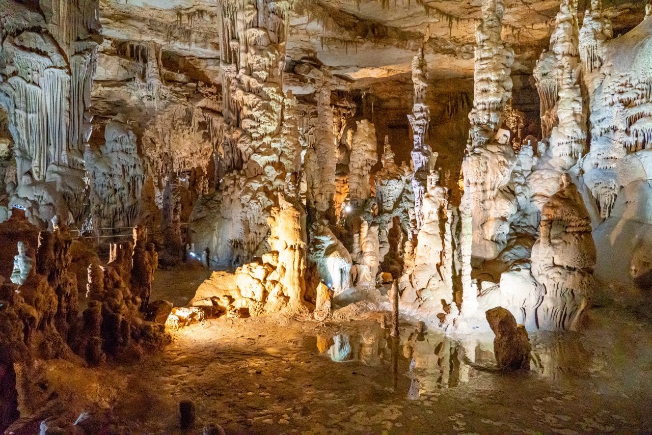 Cathedral Caverns-2