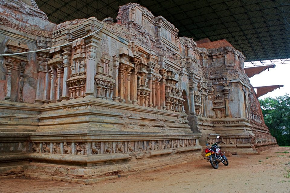 Tivanka Image House in Polonnaruwa