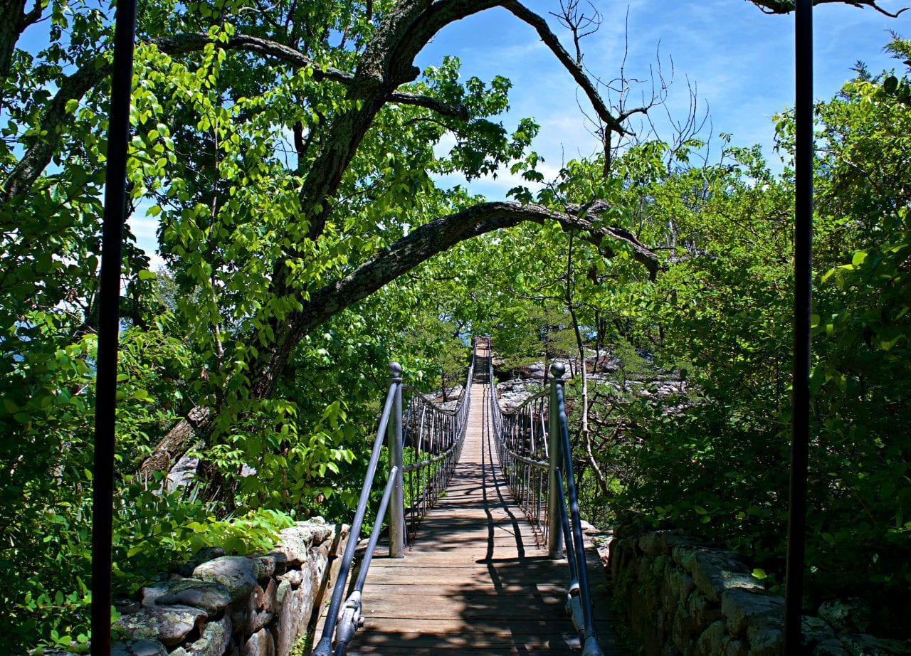 Rock City Swinging Bridge