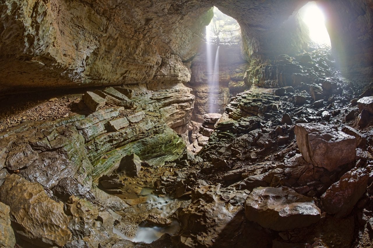 Stephens Gap Cave Alabama via Canva