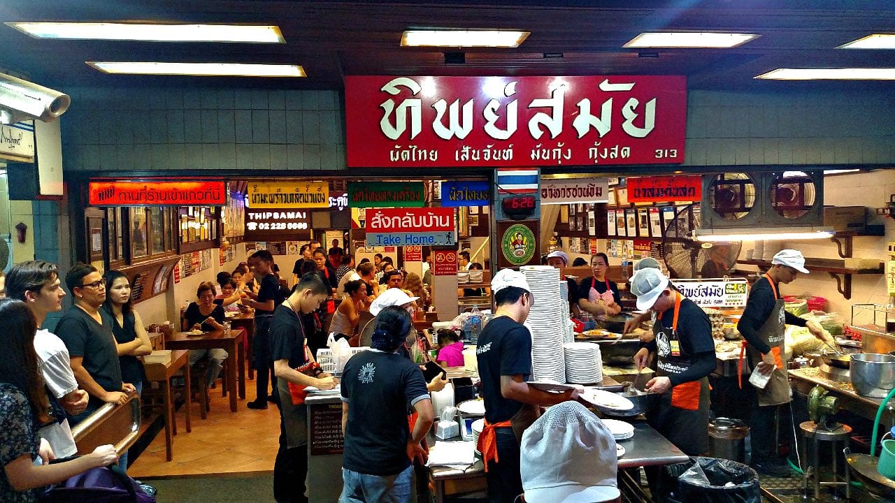 Thipsamai Restaurant is busy!
