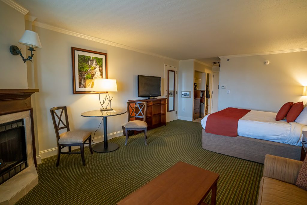 Guest room at the Main Lodge of Brasstown Valley