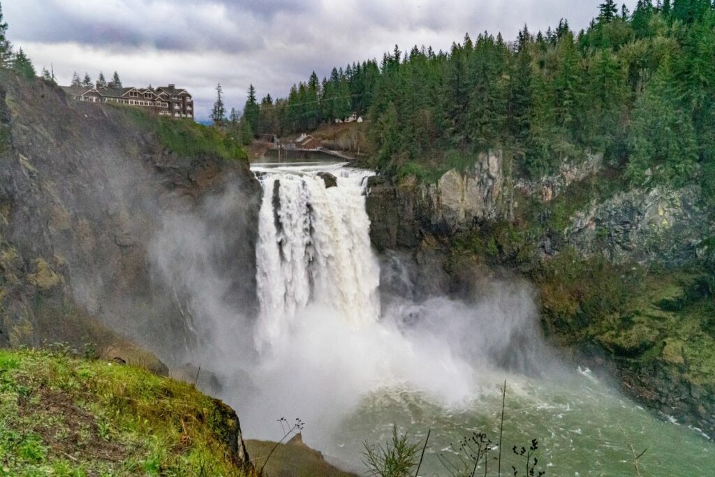 Pacific Northwest - Snoqualmie Falls, Wa