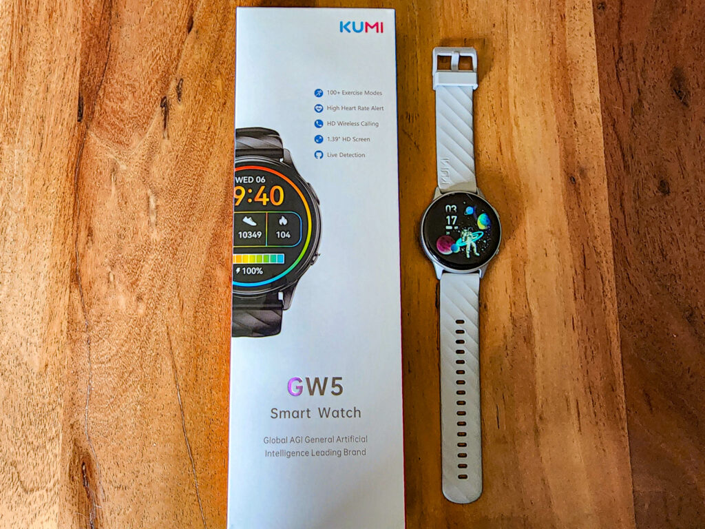 GW5 Smartwatch and box